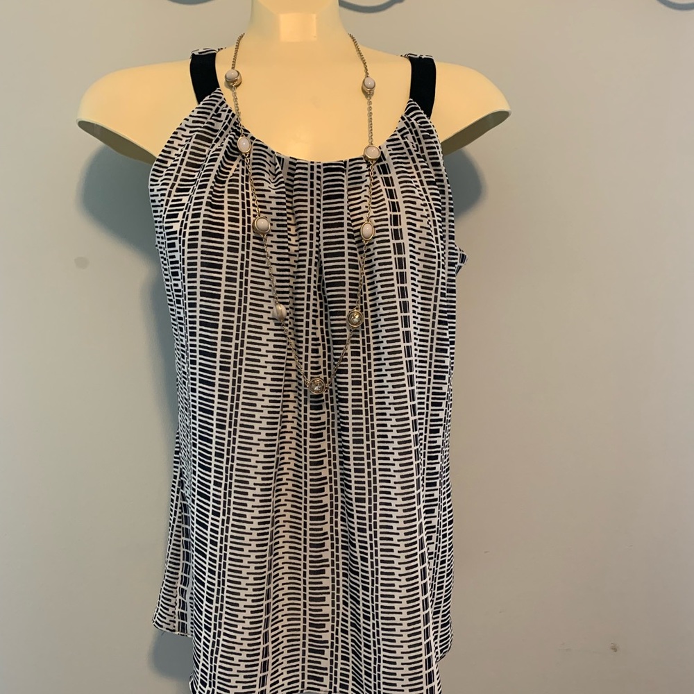 Banana Republic Women’s Sleeveless Blouse